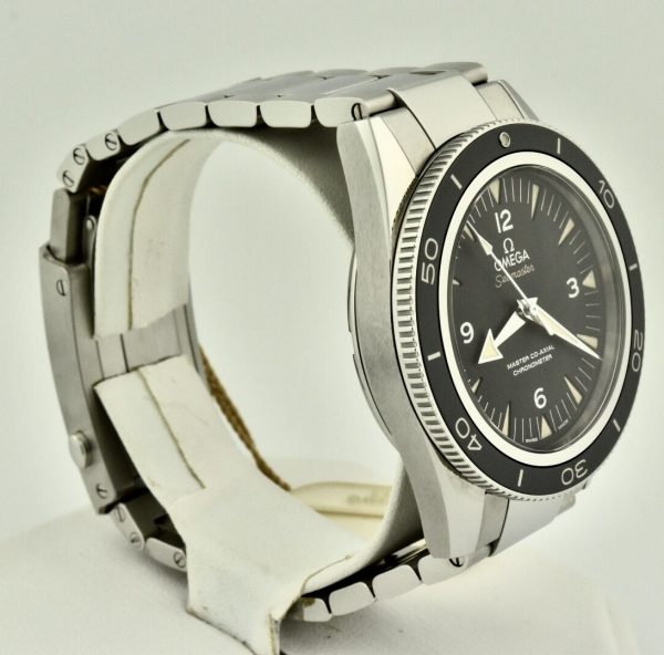 IMG 6886 2 600x592 - Omega Seamaster 300