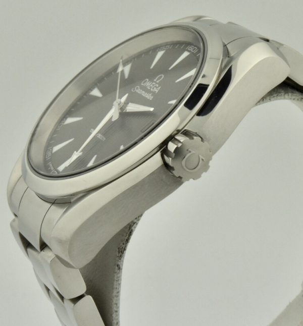 omega seamaster crown