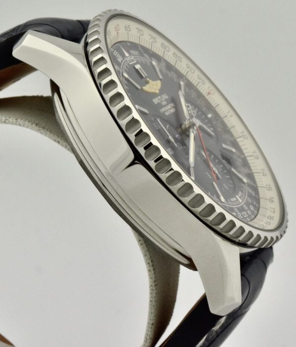 Breitling ab0127 Blue dial side