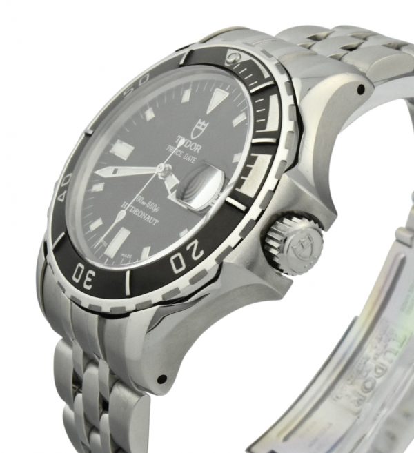 tudor hydronaut black bezel