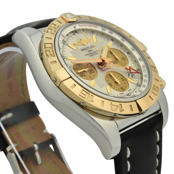 breitling chronomat 44 cb0420 rose gold