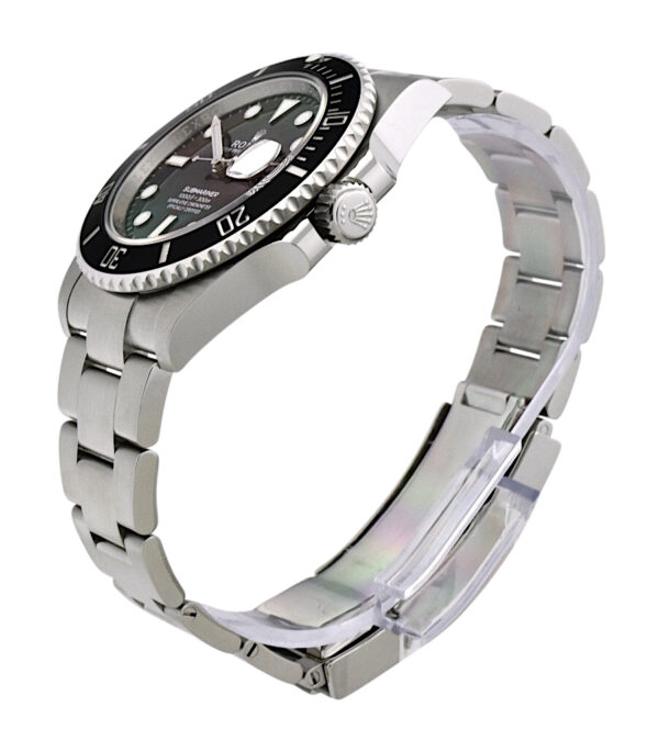 IMG 2381 2 600x685 - Rolex Submariner Date
