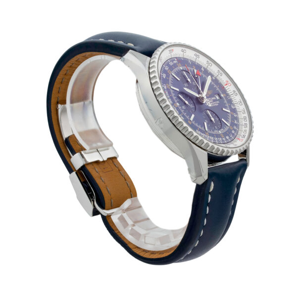Breitling Navitimer World A24322