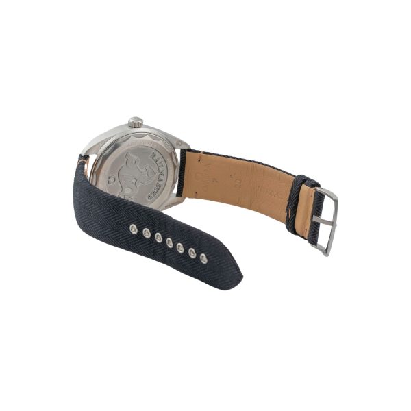OMEGA 220.12.40.20.01.001